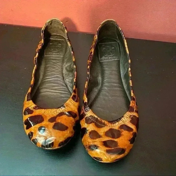 Tory Burch Leopard Print Flats - Picture 1 of 9